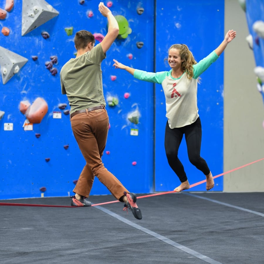 Slacklining Basics and Benefits