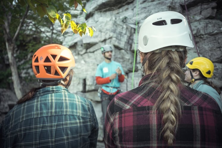 Large-2017_ET_Creative_Rock Climbing Outdoors_Instruction_Jeremy Kinney 12