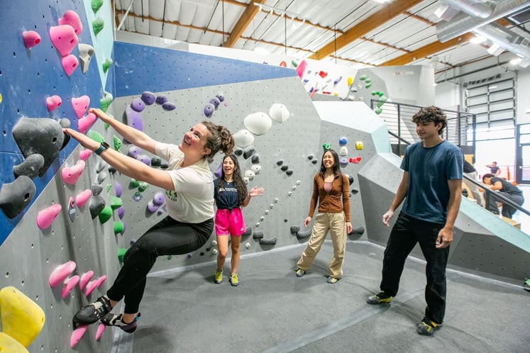Large-climbing programs_mountain view_mvmt_2025_003