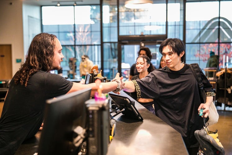 Large-front desk_design district_mvmt_2024_008_ciccarelli