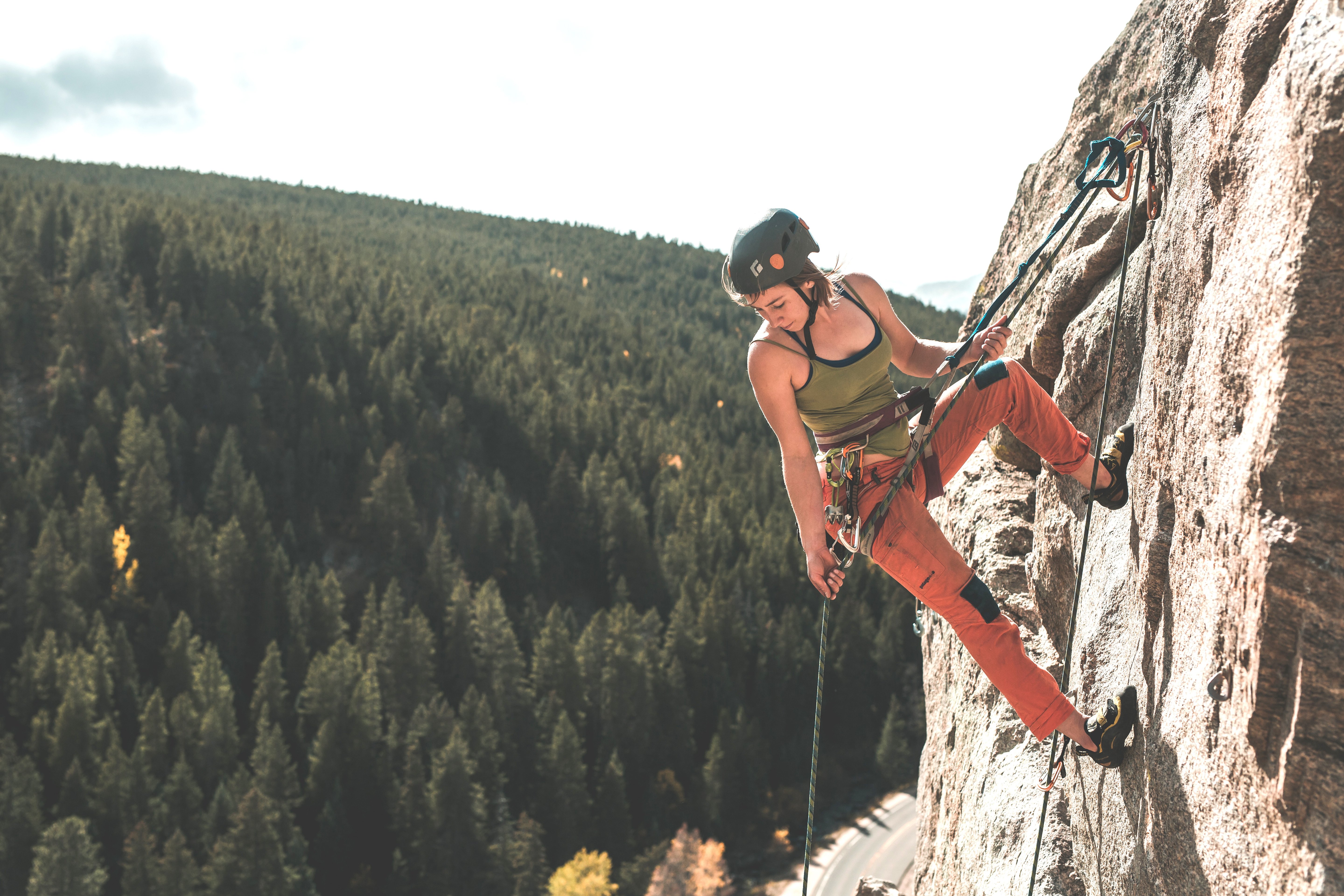 Climbing Outdoors? Get a Guide (Seriously, It’s Worth It!)