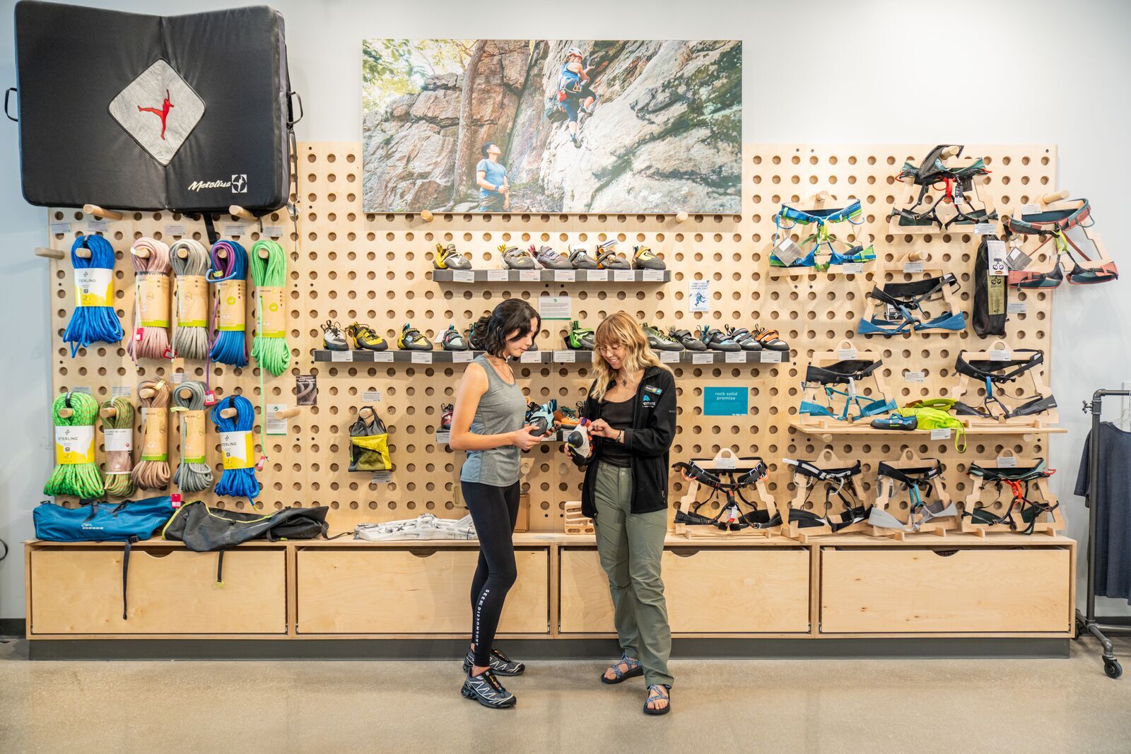 High Volume vs Low Volume: Understanding Volume in Climbing Shoes