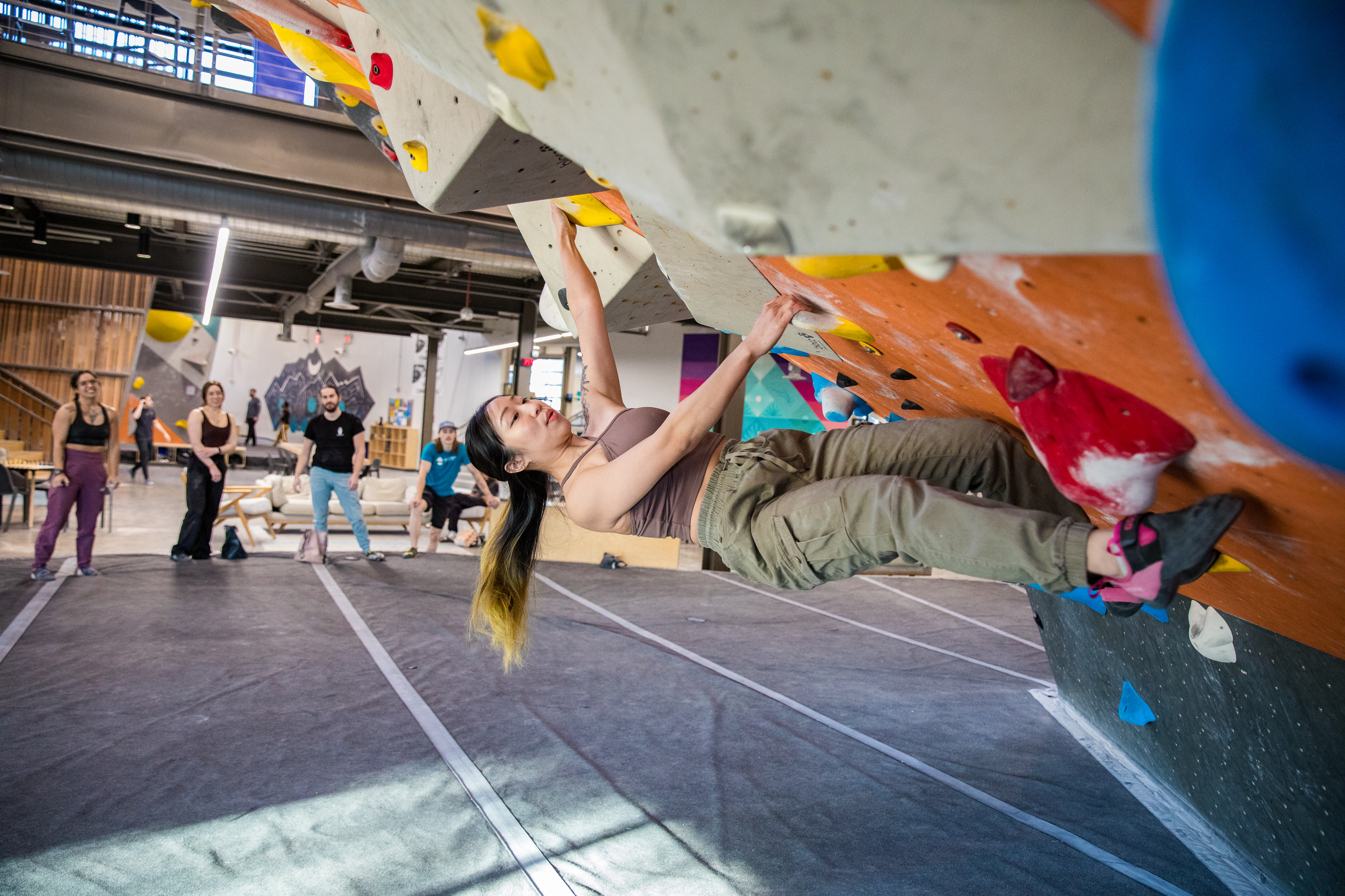 Why New Climbers Fall in Love with Bouldering Gyms